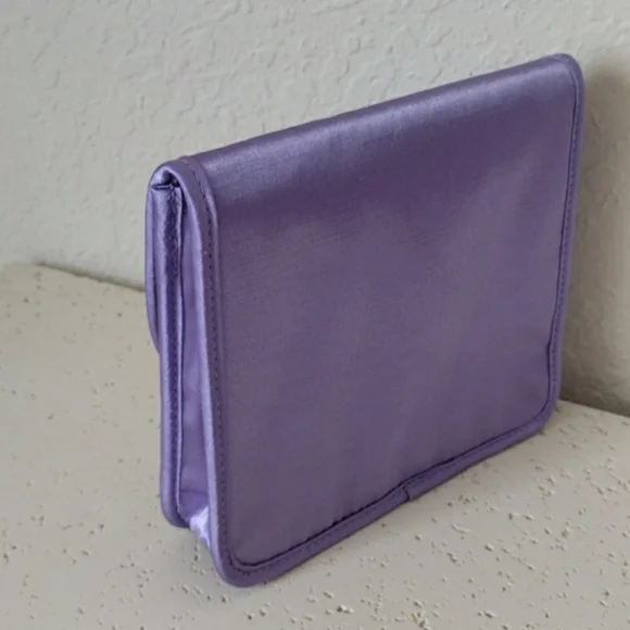 Gucci Beauty Pouch - Picture 4 of 16